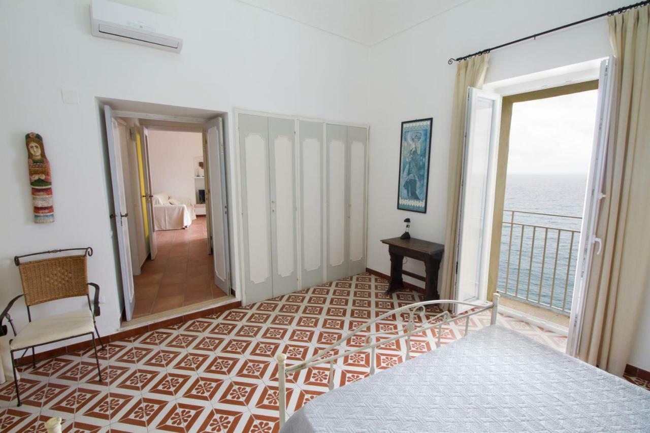 Isola Bella Sea-View Apartment Тропеа Екстер'єр фото